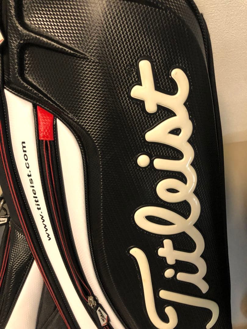 【送料込み】タイトリスト　キャディバッグ　限定スタンドバッグ