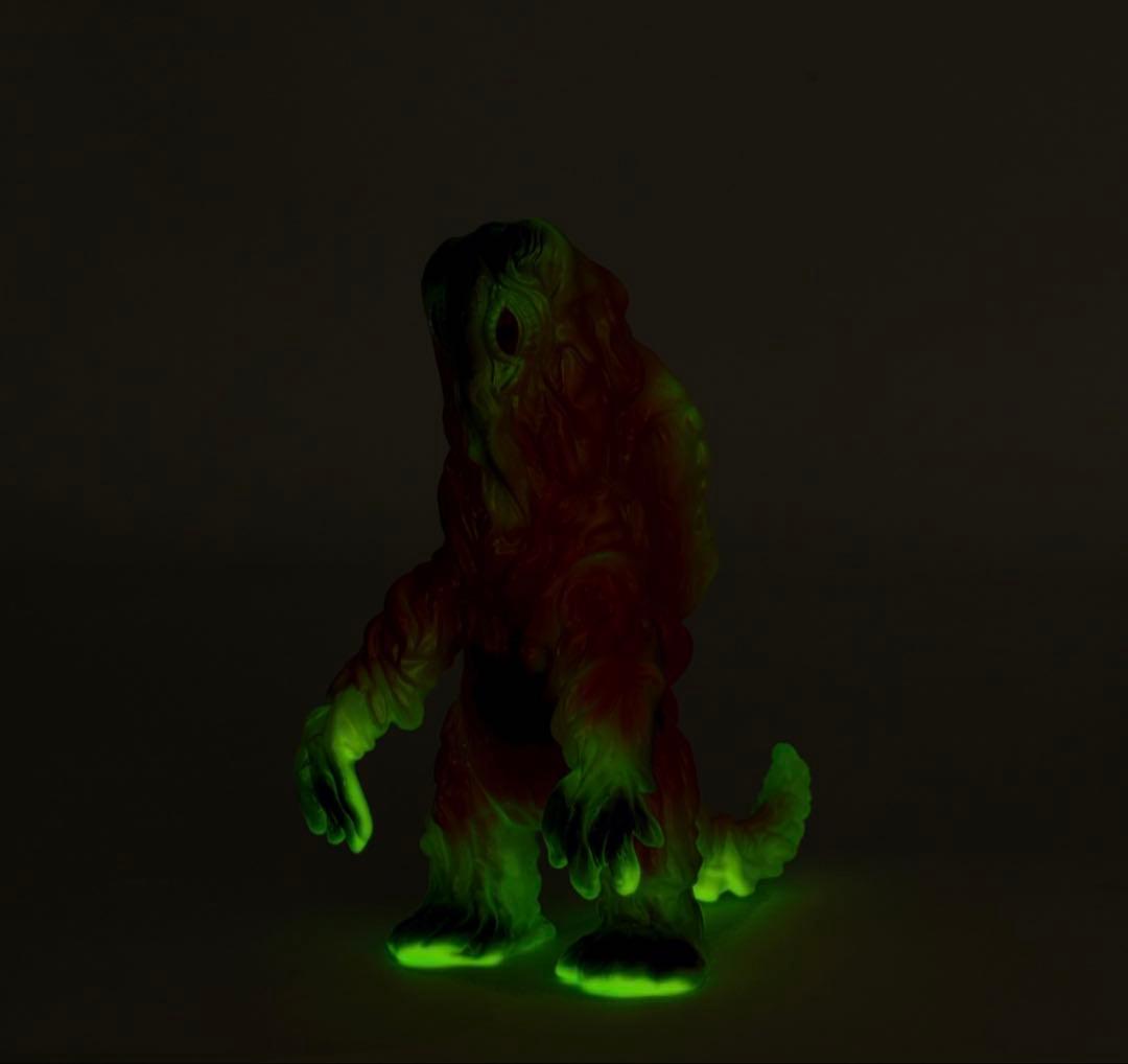 M1号 蓄光 デラックスヘドラ ハロウィンカラー