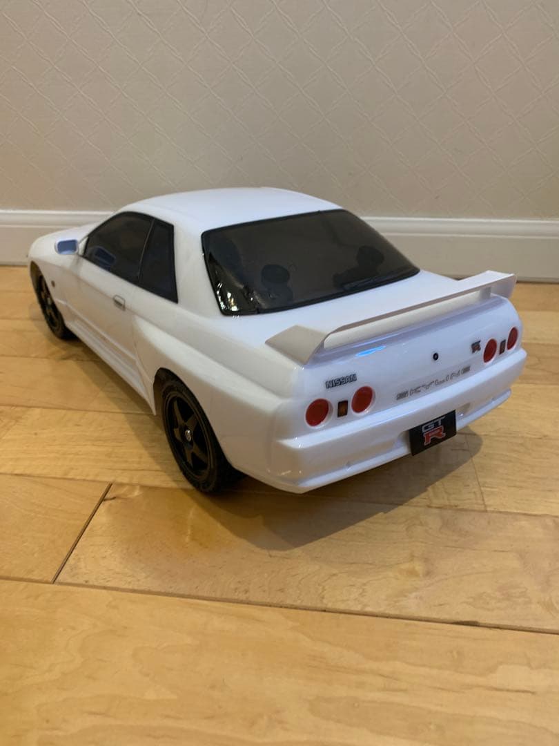 タミヤ　1/10ラジコン　TT-02 R32スカイラインGT-R