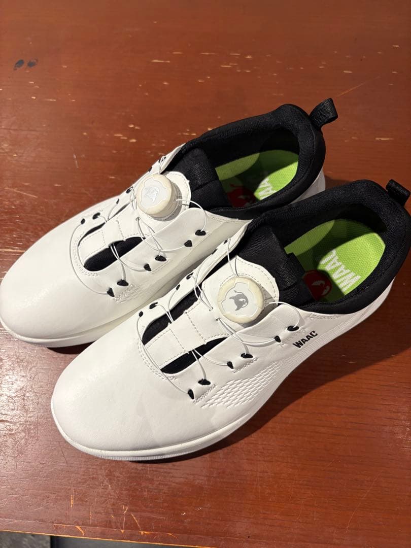 新品未使用品　WAAC ゴルフシューズ26.5シューズケース付き