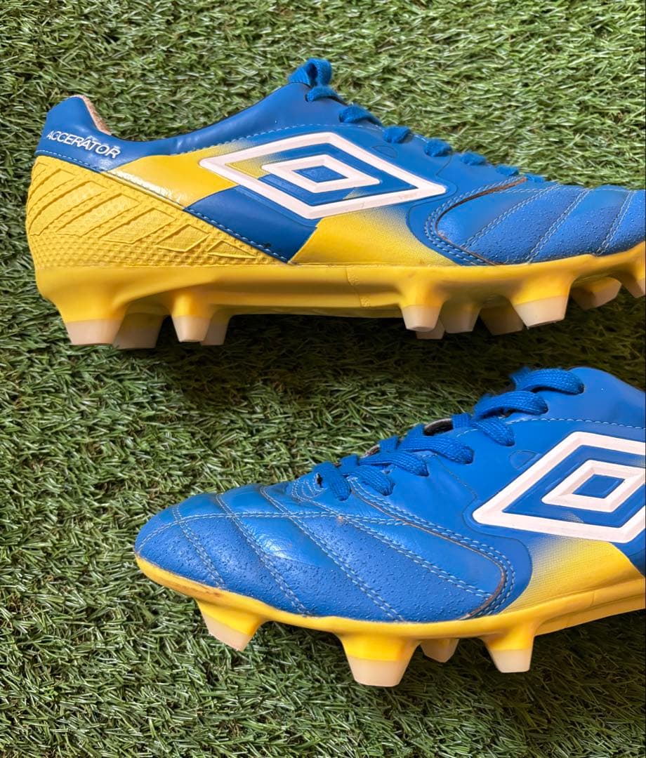 アンブロ アクセレイタープロFG 26.5