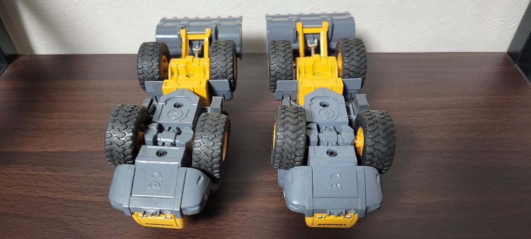 siku 3533 radlader liebherr R580 2台