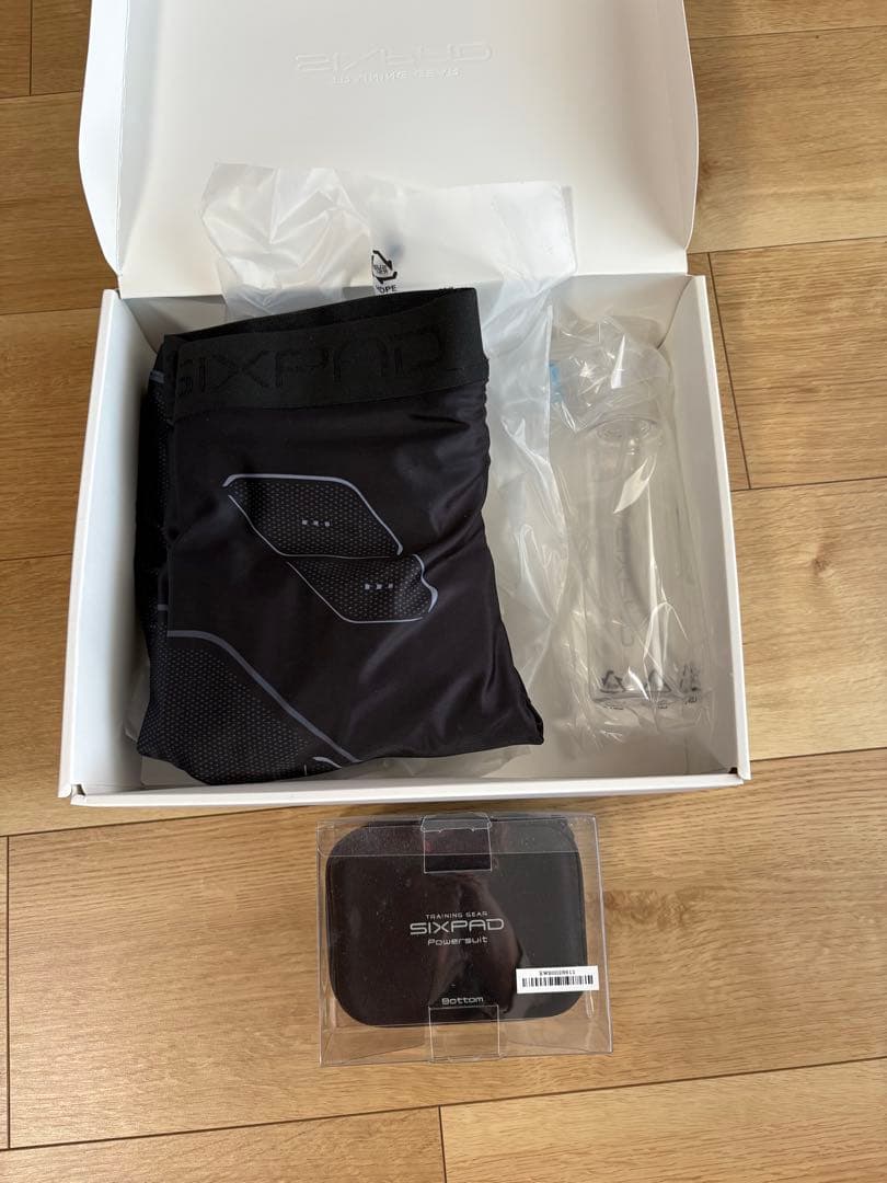 【女性用】SIXPAD パワースーツ（上下）Mサイズ
