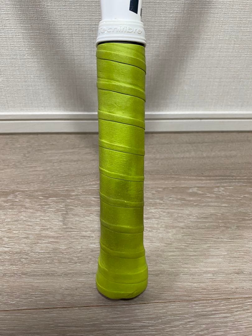 テクニファイバー ラケット