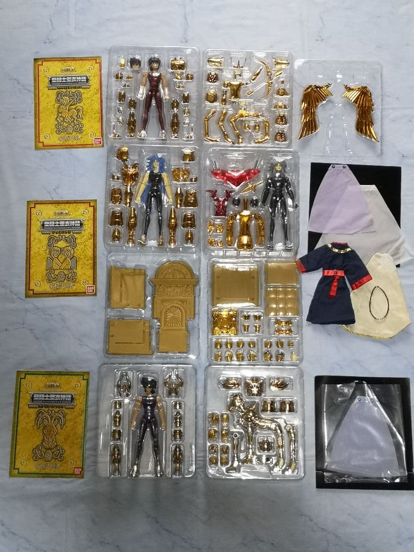 聖闘士星矢　聖闘士聖衣神話　全　ゴールド　セイント　台座　マイス　フィギュア