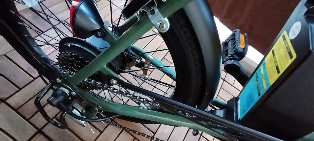 お値下げしました♪♪　20インチ　折りたたみ電動アシスト自転車