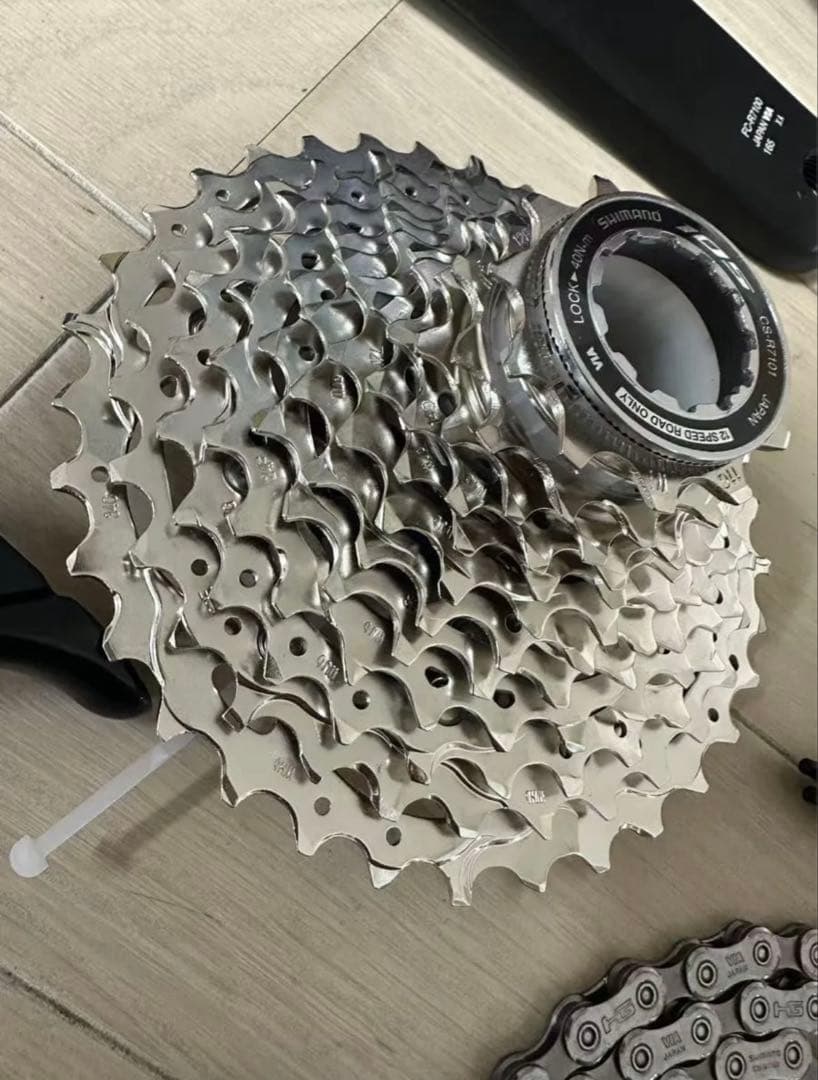 SHIMANOシマノ R7170 105 電動Di2グループセット165/170