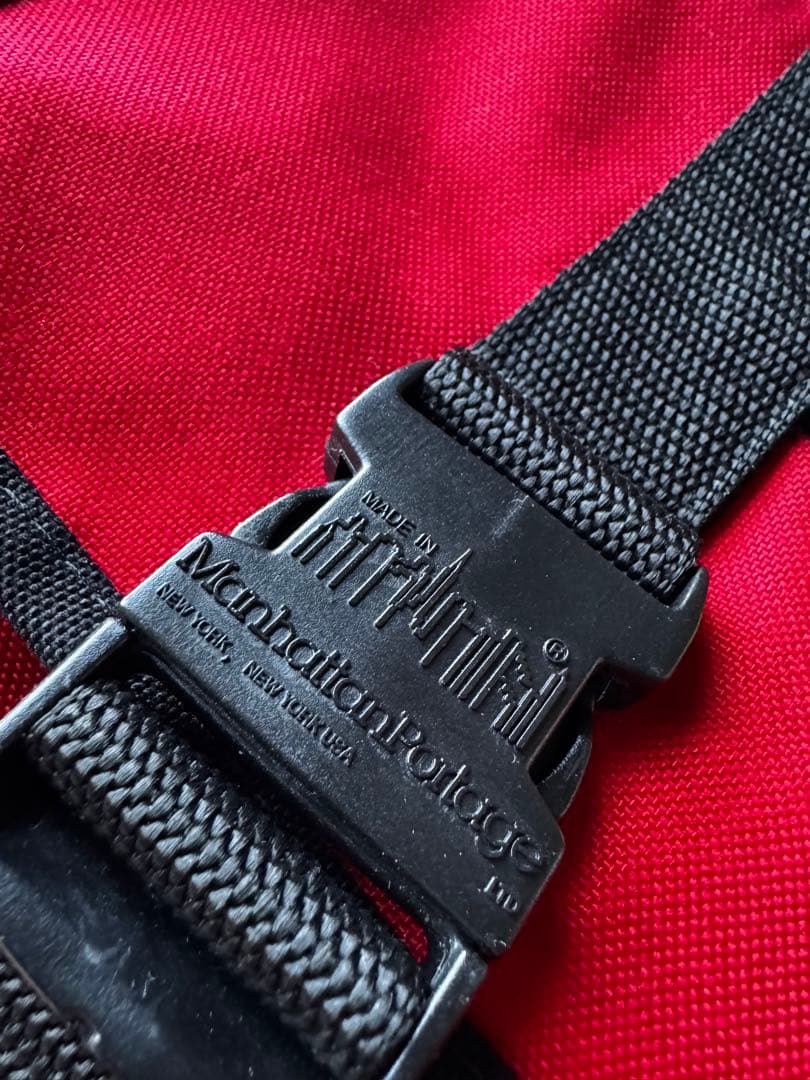【希少アメリカ製】Manhattan PortageメッセンジャーバッグRED