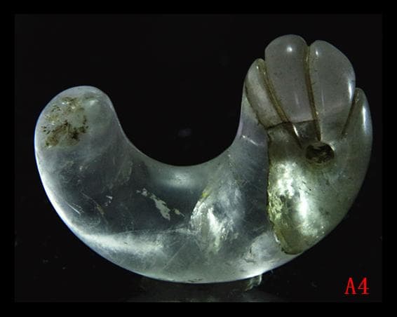 古墳期★表面風化★虹入り★特有な結晶が見られ★上古水晶製★特大丁字頭勾玉