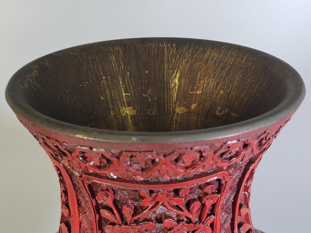 DT401 赤い 彫刻 花瓶 高さ47ｃｍ DT401