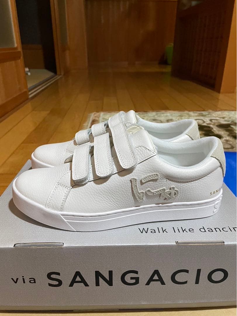 a*u様 サンガッチョ　SANGACIO ホワイト スニーカー ベルクロ　スニー