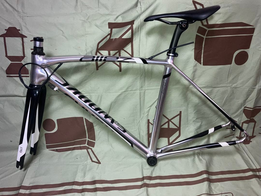 M*a様 Specialized S-Works Allez フレーム2015