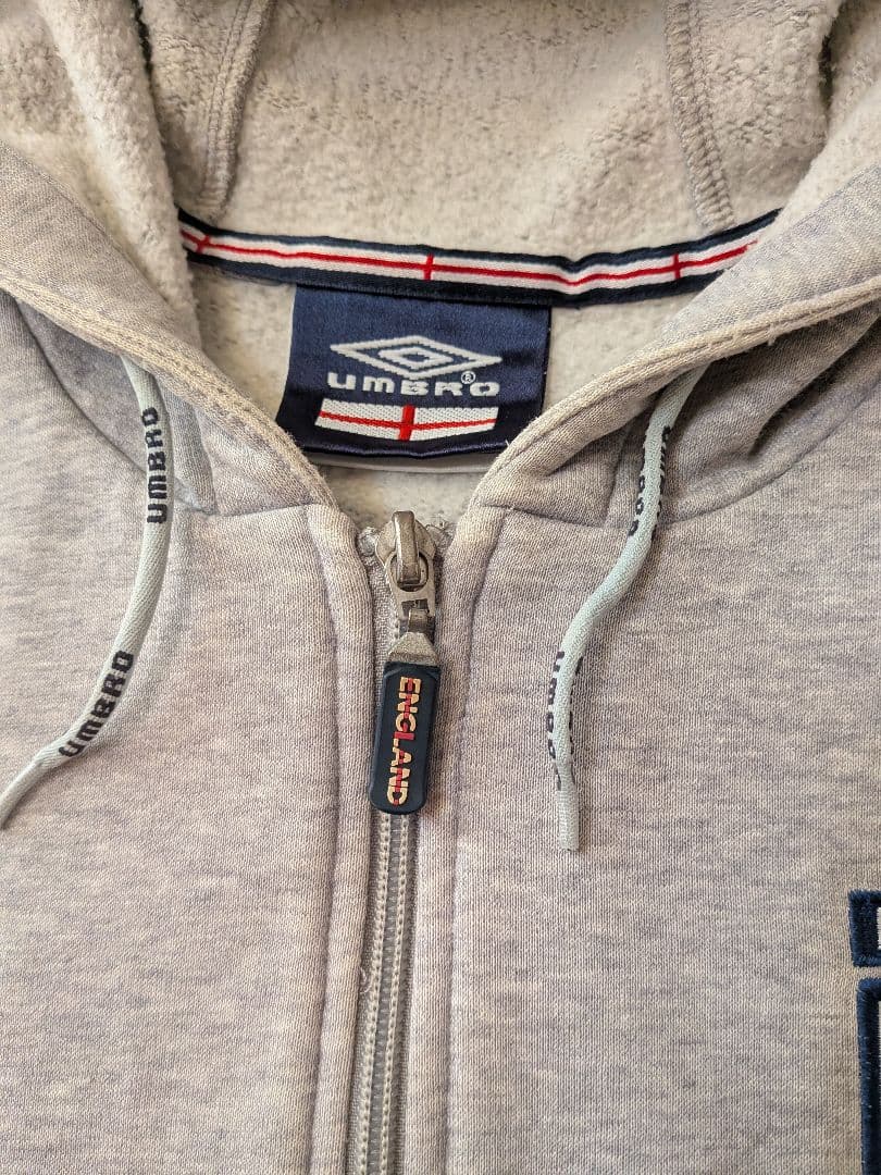 Umbro イングランド代表スウェットパーカー グレー