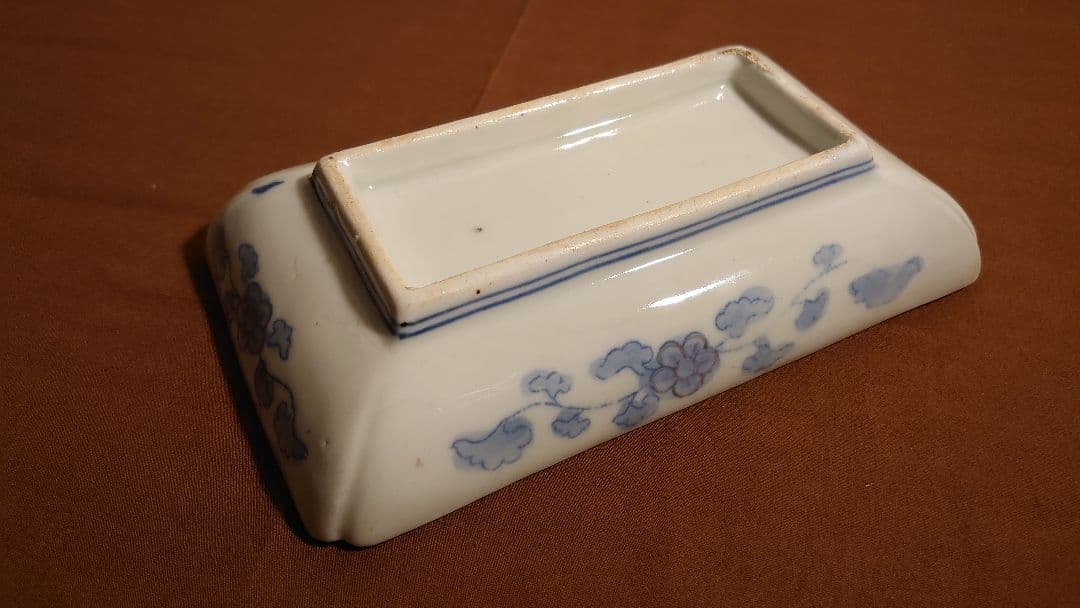 大聖寺伊万里　古伊万里　伊万里　色絵　金襴手　角皿　華の図　江戸期　１客