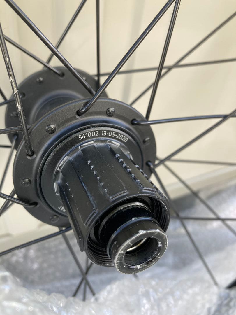 Bontrager Line Comp 30 TLR Boost 29 リア