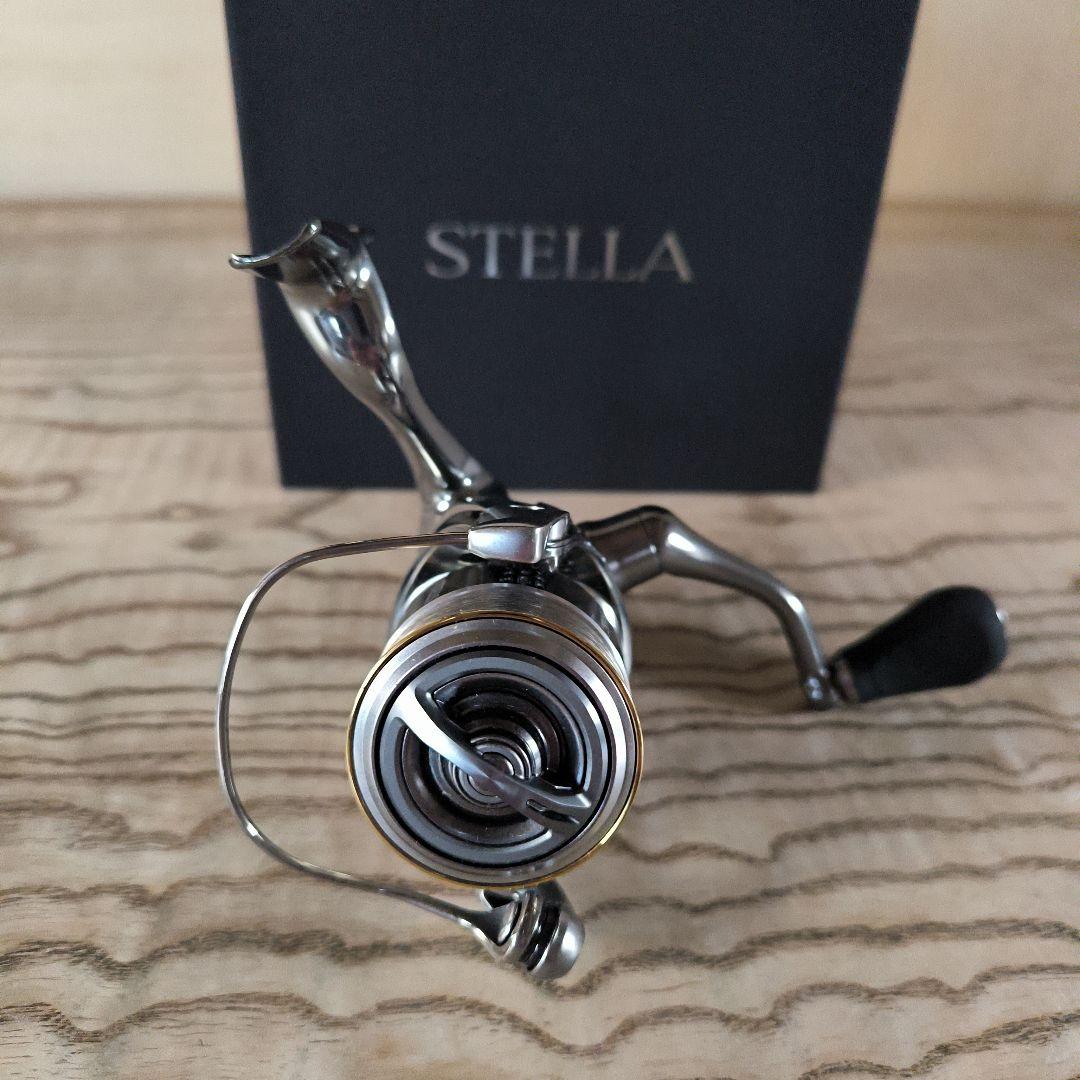 SHIMANO 18STELLA C2500SHG スピニングリール