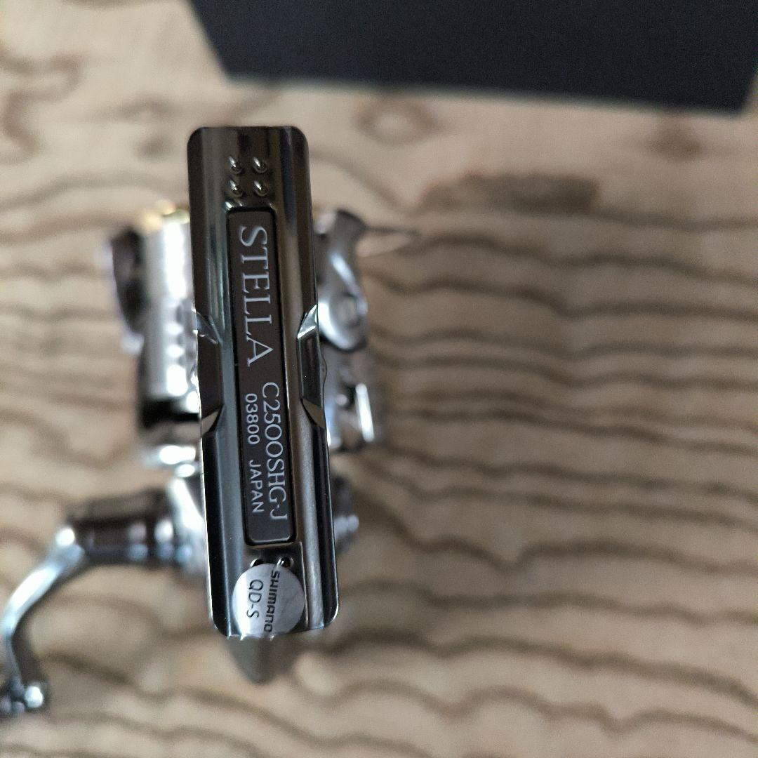 SHIMANO 18STELLA C2500SHG スピニングリール