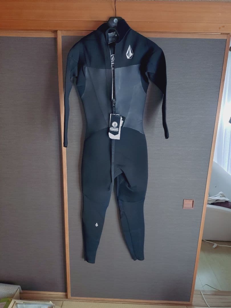 Volcom 3/2mm ブラック フルスーツウェットスーツ S