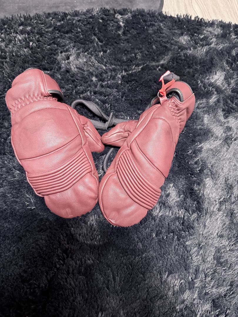 欲しい方は早めに！HIMANIウェア(ワインレッド)上下セット+グローブ