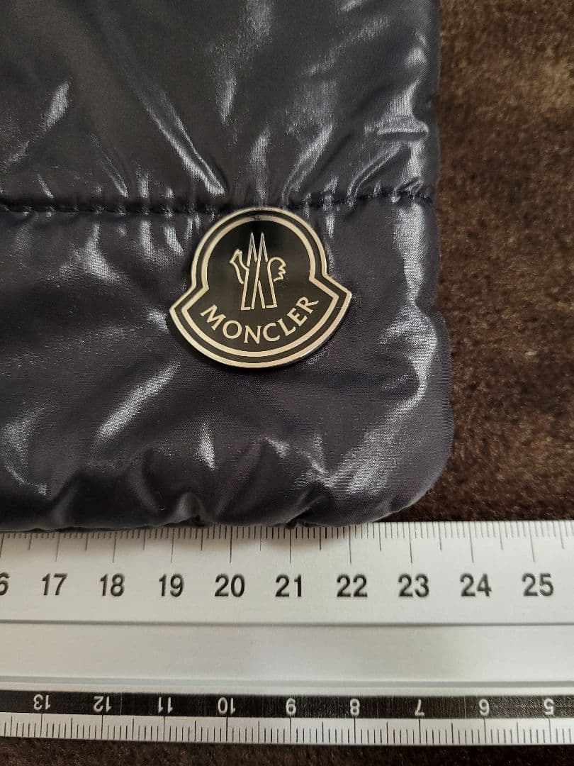 未使用‼️MONCLER × RIMOWA ダウン 巾着 タブレット PCケース