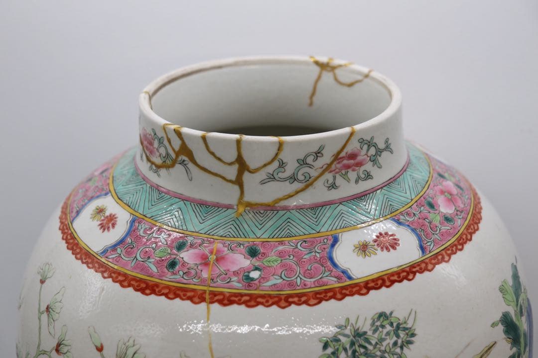 中国　粉彩雉鳥牡丹紋大瓶　高さ35cm 送料込み251107