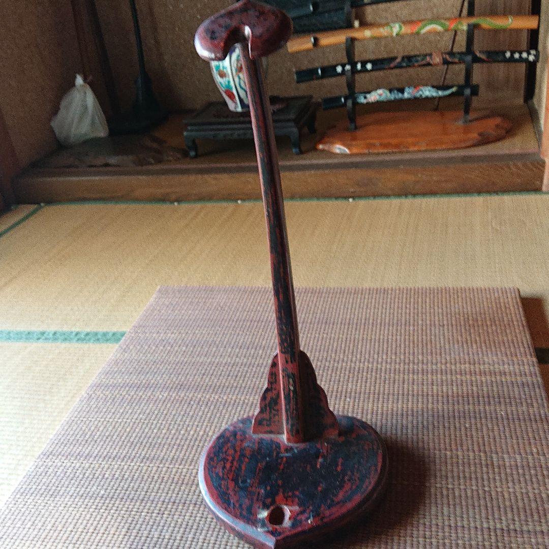 古い時代の刀盾 高さ６４cm