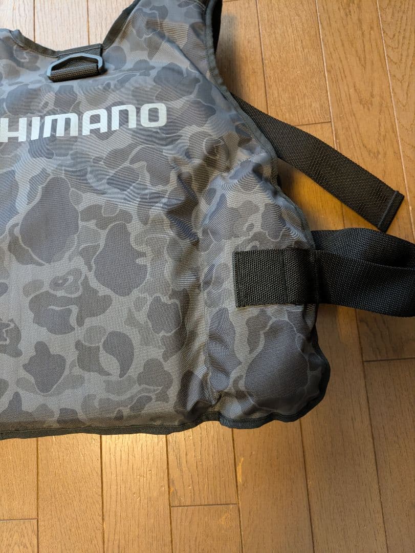 SHIMANO　シマノ カモフラージュ ライフジャケット　未使用に近いです