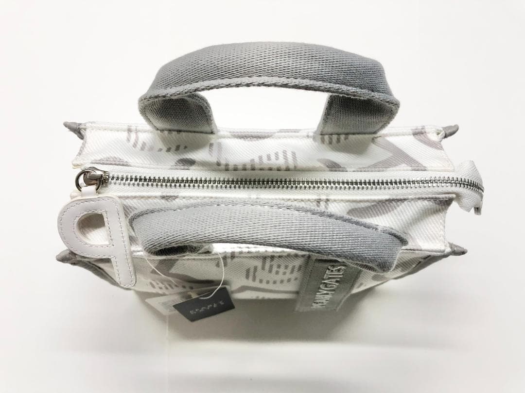 ○★訳有り新品未使用　PEARLY GATES　モヤモヤ柄 カートバッグ　白