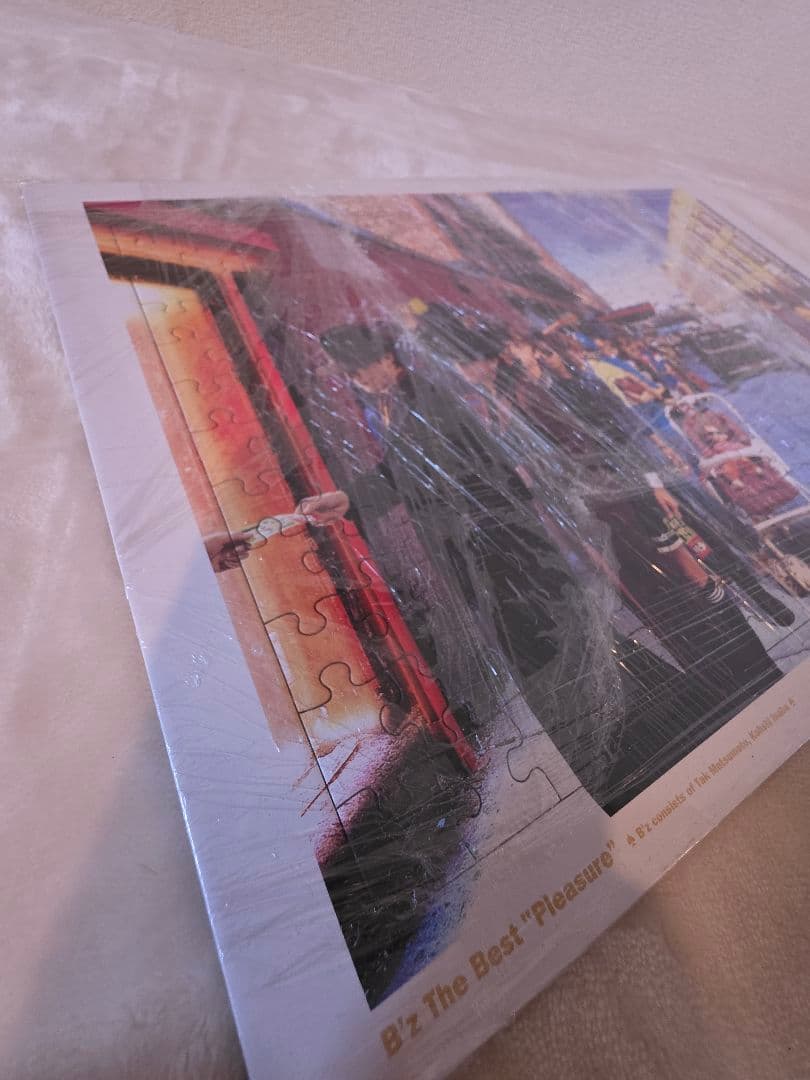 B'z '90年代会報誌、ジグソーパズル、カード、コンサートチケットまとめ売り