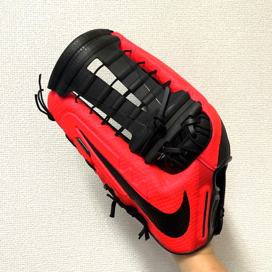 807 ナイキ ヴェイパー カルロスゴンザレスモデル 硬式 外野手グローブ 左投