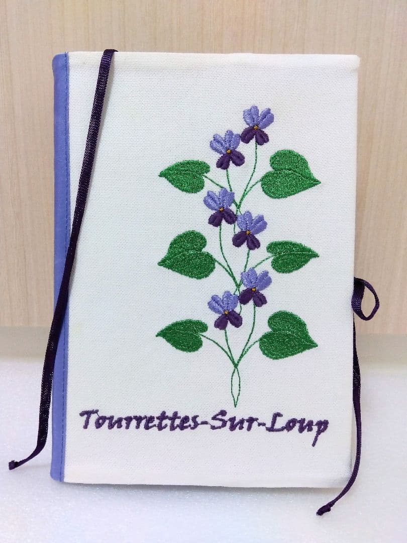 フランス Tourrettes−sur−Loup スミレ村 刺繍カバー付きノート