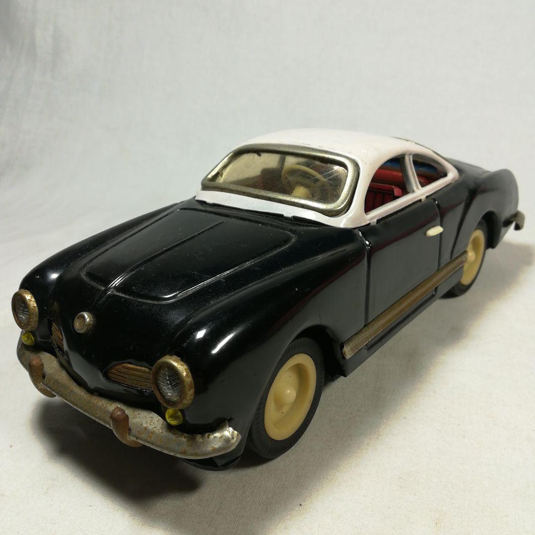 古い　アメ車　ミニチュア　フィギュア　ブリキカー　まとめて４点