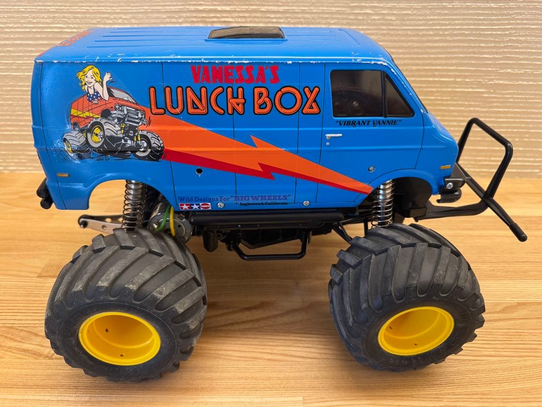 タミヤ ランチボックス フルベア 車体のみ おまけ