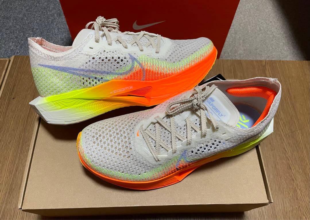 【新品未着用】ナイキ　ヴェイパーフライネクスト%3 25.0cm 限定カラー