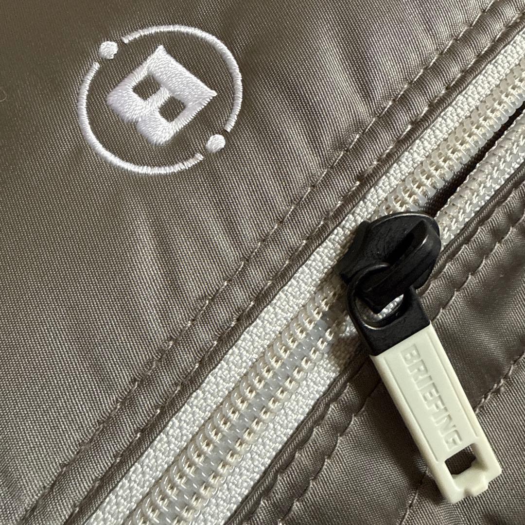 ブリーフィング カートバッグ トートバッグ ロッカーバッグ　グレー　ハンドバッグ