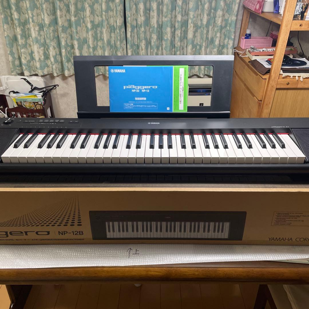 ヤマハ YAMAHA 電子キーボード piaggero ブラック NP-12B