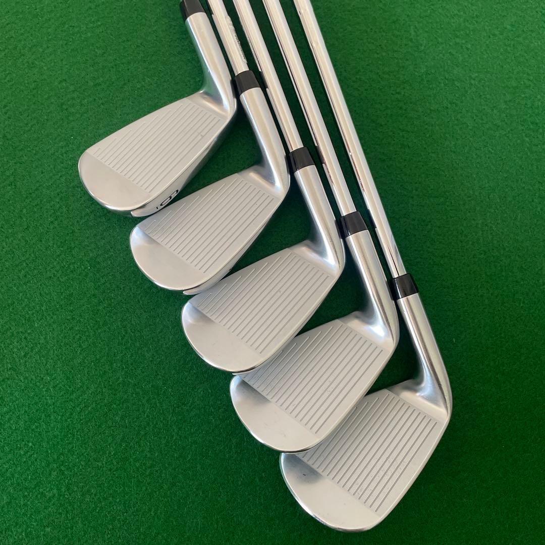 ゼクシオエックスアイアンセット2022
