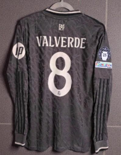 24/25 レアル・マドリード アウェイ 長袖 ユニフォーム 8番 バルベルデ