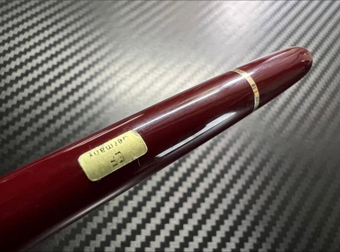 極美品 モンブラン 万年筆 144 EF ボルドー 中白
