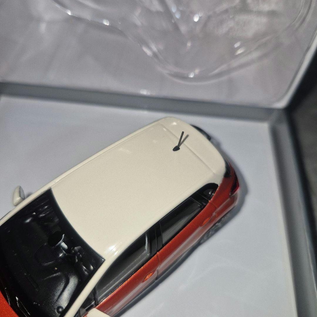限定品　NOREV ルノー キャプチャー Renault　Captur 1/43