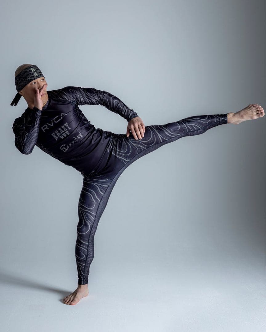 RVCA krazy bee レギンス　トレーニング　格闘技　フィットネス