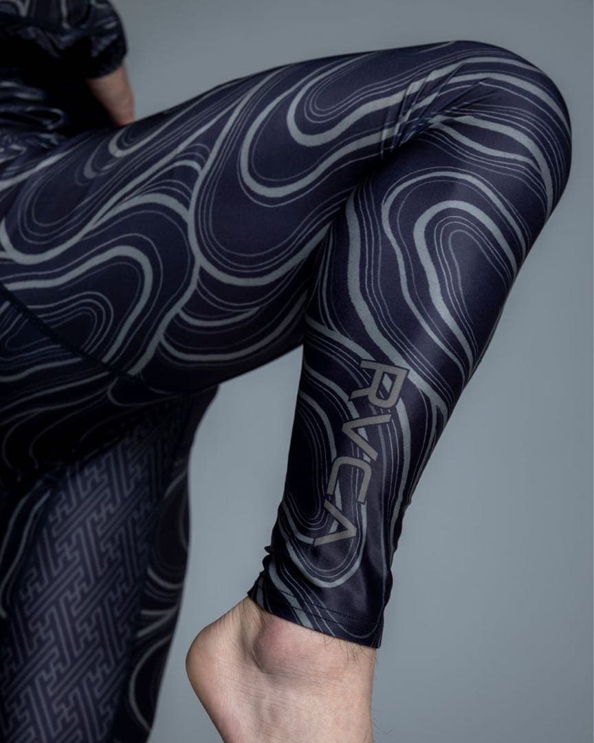 RVCA krazy bee レギンス　トレーニング　格闘技　フィットネス