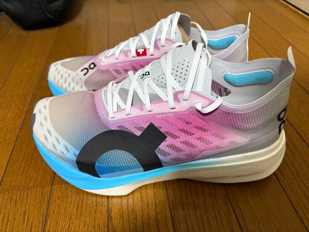 【新品正規品】早い者勝ち！大特価！クラウドブーム　ストライク 25.5cm②