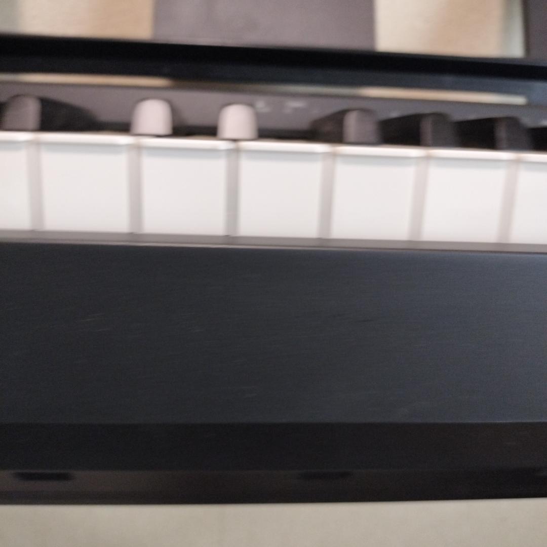 {引き取り限定}YAMAHA電子ピアノ８８鍵盤 スタンド付き