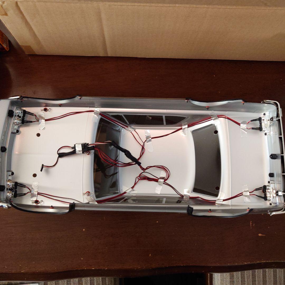 京商1/10ハコスカ GT-R ボディーシルバー ハロゲン色ライト付き