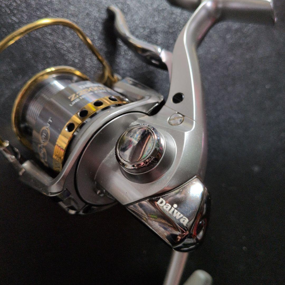 ダイワ トーナメント ISO Z2500LBD