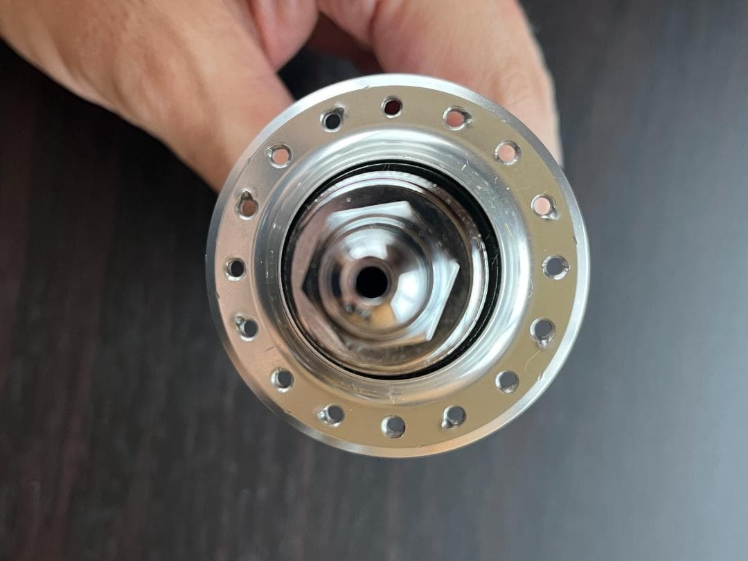 シマノ　デュラエース　トラックハブ　リア３２H