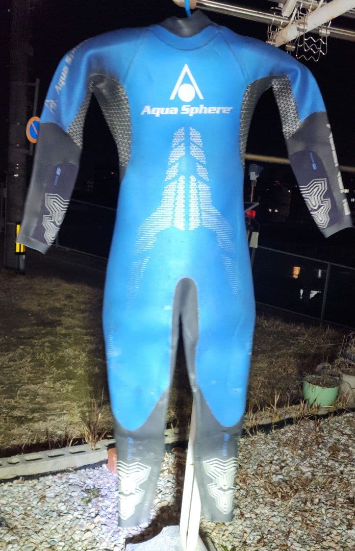 アクアスフィア傑作トライアスロン用ウェットスーツ　サイズS