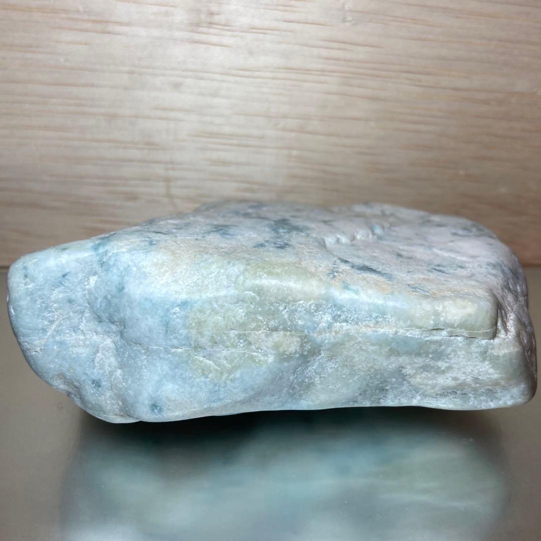 糸魚川翡翠　横川 青翡翠　川石　原石　416ｇ