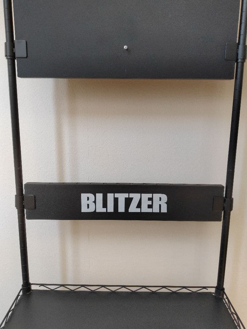 BLITZER ブリッツァー ダーツスタンド スチールラック方式 送料無料